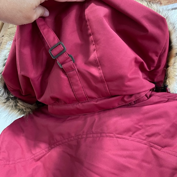 NWT Obermeyer Tuscany II Ski Jacket Size 12 Maroon - Picture 12 of 16